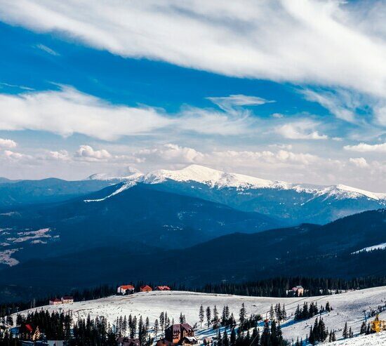 Kashmir Tour 8 Nights / 9 Days